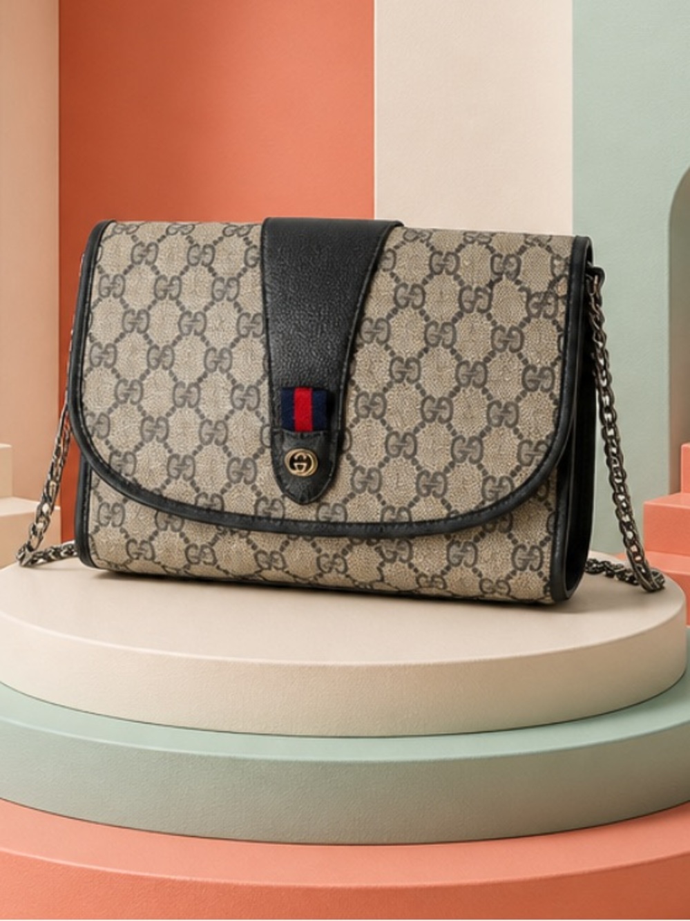 ✋🛑PRICE DROP ✋🛑Authentic Gucci Leather Clutch Crossbody/Shoulder Bag Gucci.